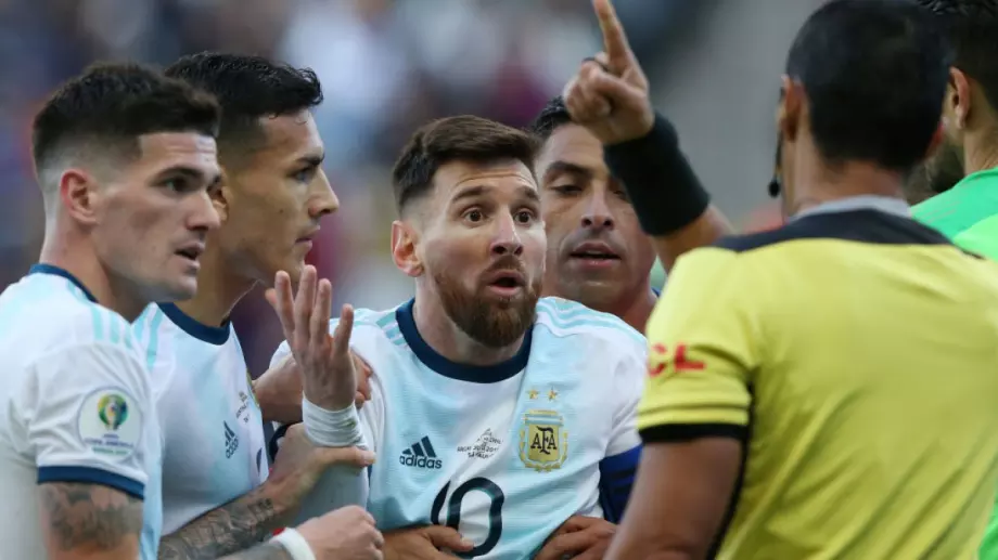 ВИДЕО: Аржентина изпусна Чили и остана зад Бразилия в световните квалификации