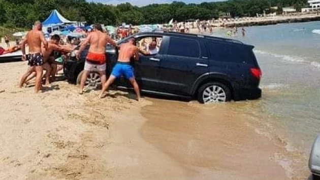 Могат ли концесионерите да спират отиващи на плажа с джипове?
