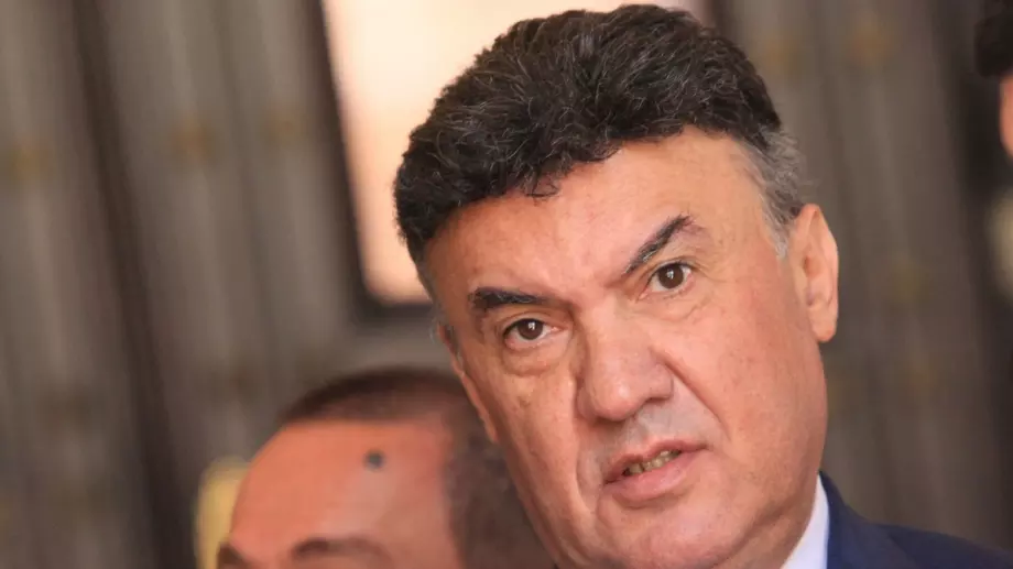 Михайлов: Имаше платени хора срещу мен