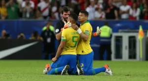 "Маракана" изригна: 10 от Бразилия обезличиха Перу, "селесао" ликува с Копа Америка