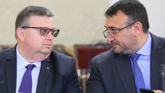 Цацаров, Маринов и Горанов с награди заради борбата с контрабандата