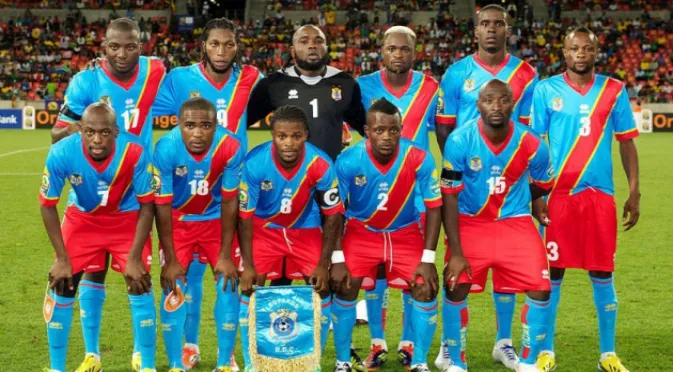 ВИДЕО: Фенове линчуваха спортния министър, след отпадането на ДР Конго от КАН