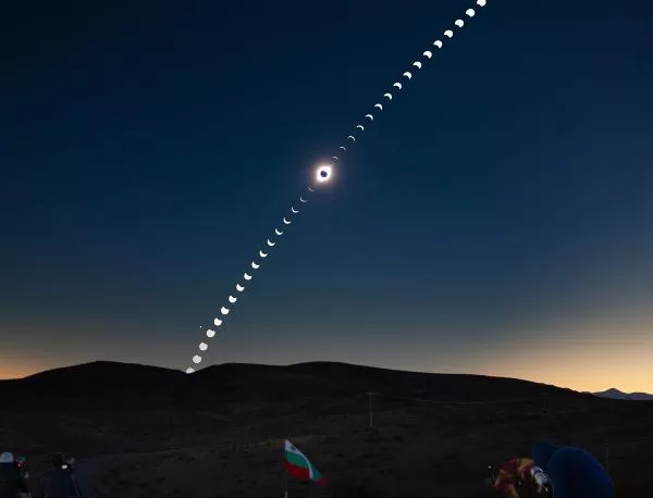 Уникални кадри от слънчевото затъмнение на астрономи от България