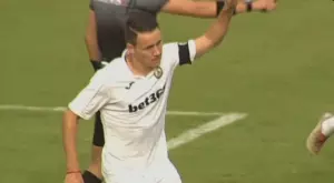 След близо 2 месеца без победа: Славия победи трудно Ботев (Враца)