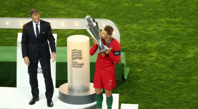 Неостаряващ: Кристиано Роналдо отново сред фаворитите за "Златната топка"