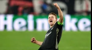 {{ otherArticle[0].article.title }}