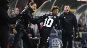 {{ otherArticle[0].article.title }}