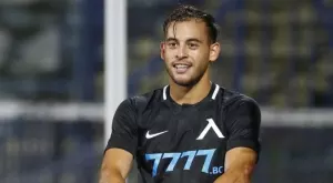 {{ otherArticle[0].article.title }}