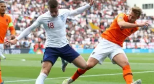 {{ otherArticle[0].article.title }}