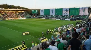 {{ otherArticle[0].article.title }}