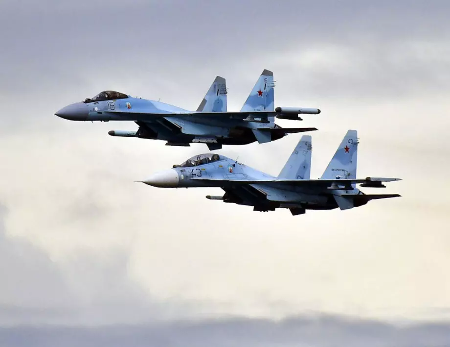 Русия се похвали: Новият ни най-опасен боен самолет полетя! (ВИДЕО)