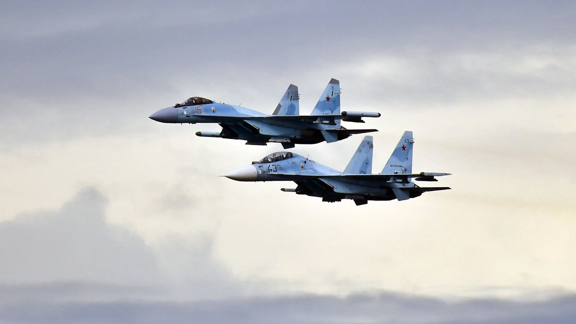 Руската заплаха за Харков: Новини. Русия мести военни самолети заради оръжието от САЩ