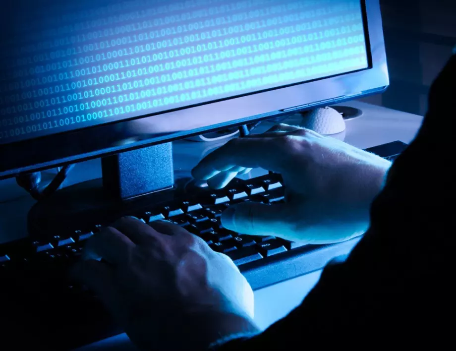 Полша обвини Русия в антиправителствена кибератака