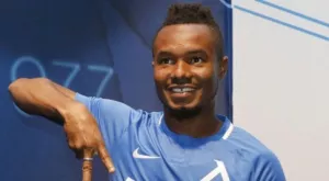 {{ otherArticle[0].article.title }}