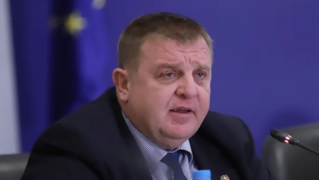 Каракачанов: Македония кандидатства не за СССР, а за ЕС