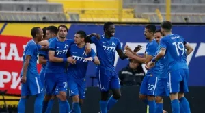 {{ otherArticle[0].article.title }}