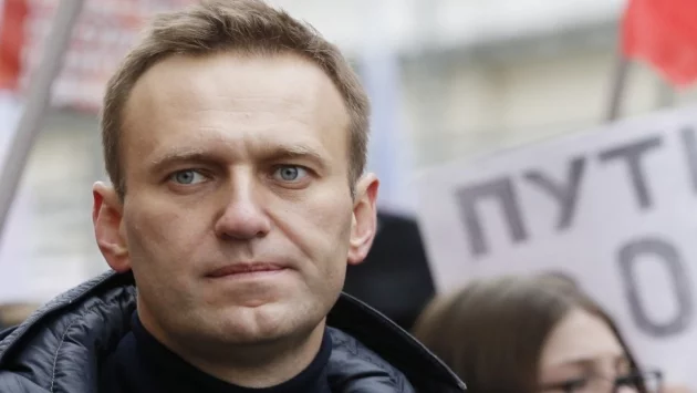 Навални осъден да плати $1,4 млн. за клевета 