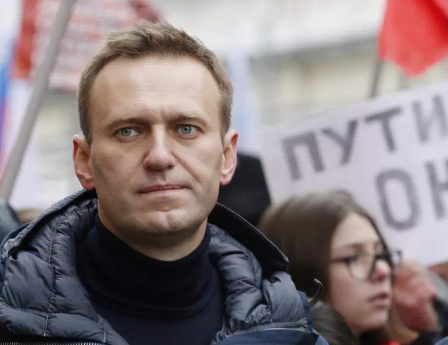 Самолет от Германия излетя, за да превози Навални за лечение в Берлин
