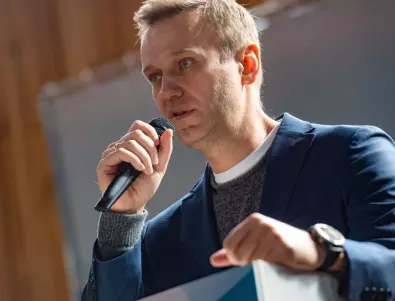 Берлин: Навални е стабилен, но остава в кома