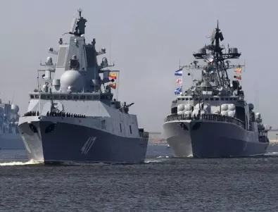 Путин наблюдава маневри в Черно море 
