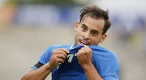 Официално: Мариани бе представен от новия си отбор (СНИМКА)