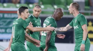 {{ otherArticle[0].article.title }}