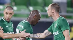 {{ otherArticle[0].article.title }}