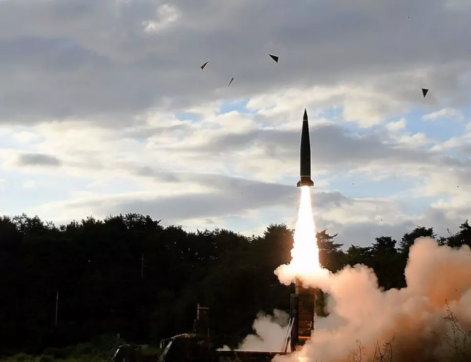 Изстреляната от КНДР ракета е с променяща се траектория с възможност за внезапни удари 