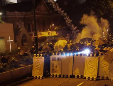Нов масов протест в Хонконг въпреки предупрежденията на властите 