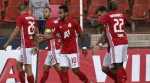 {{ otherArticle[0].article.title }}