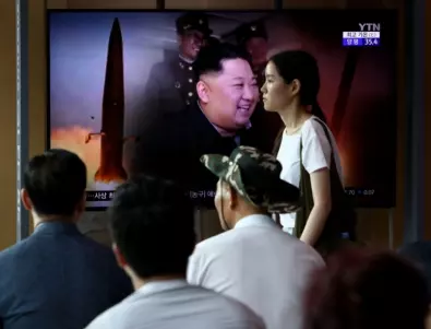 Ким Чен Ун отново показа публично 10-годишната си дъщеря (ВИДЕО)