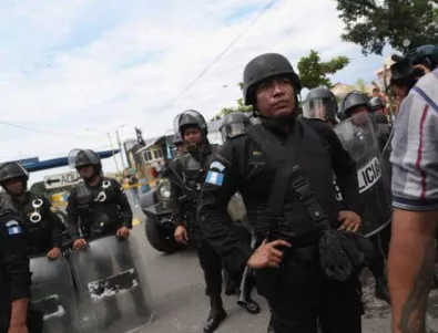 Хиляди поискаха оставката на президента на Хондурас заради връзка с картелите 