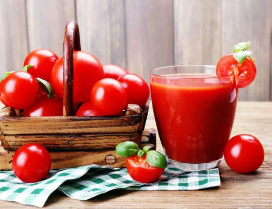 Какво се случва с тялото, ако пием доматен сок в продължение на година