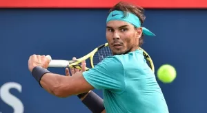 Надал пречупи Циципас и запази шансове за полуфинал в Лондон