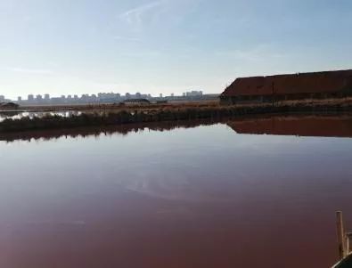 Атанасовското езеро празнува рожден ден и черпи с луга