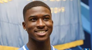 {{ otherArticle[0].article.title }}