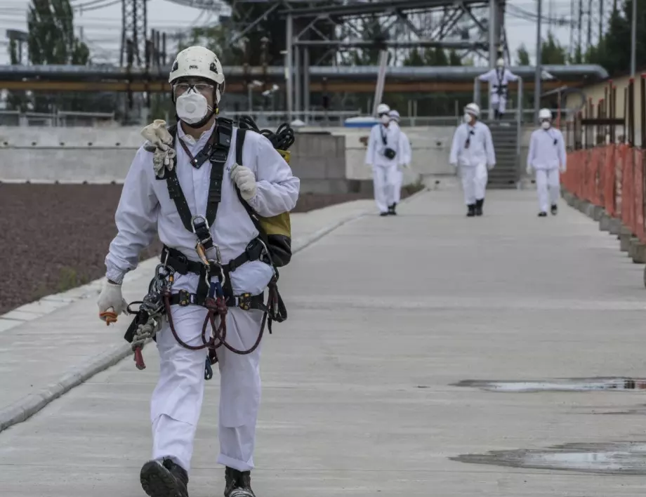 АЕЦ "Чернобил" е под контрола на руски военни 