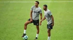 {{ otherArticle[0].article.title }}