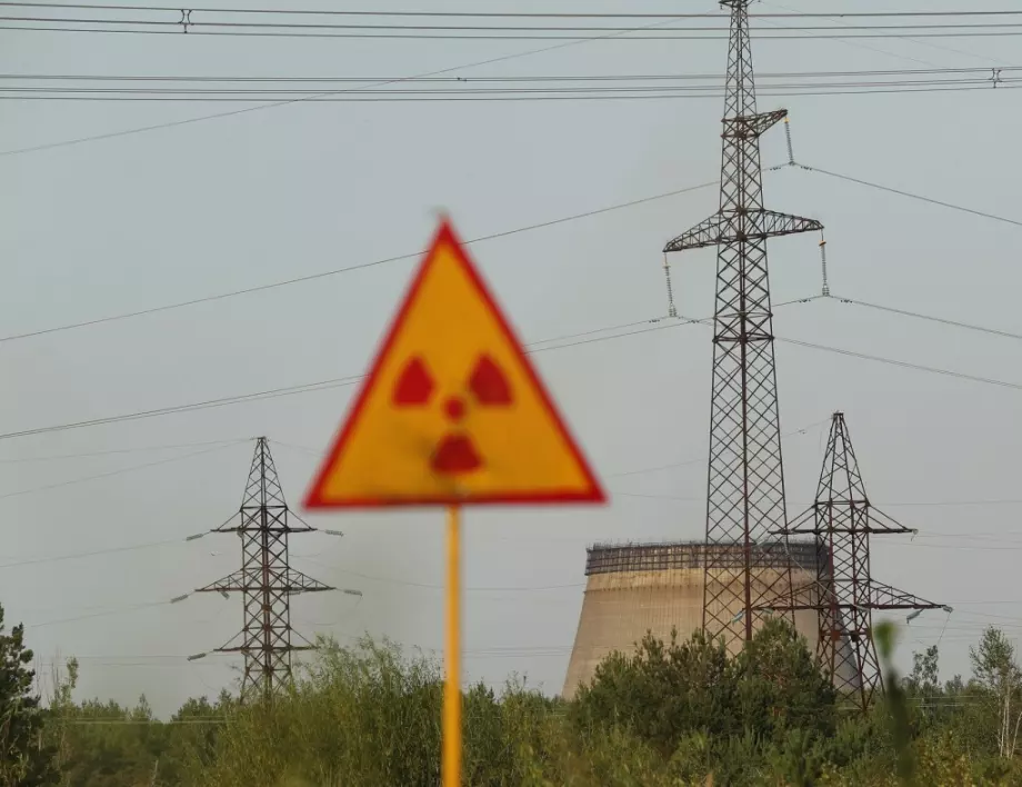 Великобритания дава пари на Украйна за ядрено гориво