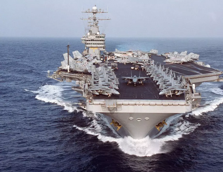 САЩ оставят в Персийския залив самолетоносача USS Nimitz 
