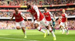 {{ otherArticle[0].article.title }}