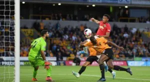 Манчестър Юнайтед отново бе спрян от Уулвърхемптън, а Погба пропусна дузпа