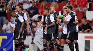 {{ otherArticle[0].article.title }}