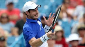 Здрава битка и драма в края решиха спора между Мъри и Фонини в Шанхай