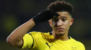 {{ otherArticle[0].article.title }}