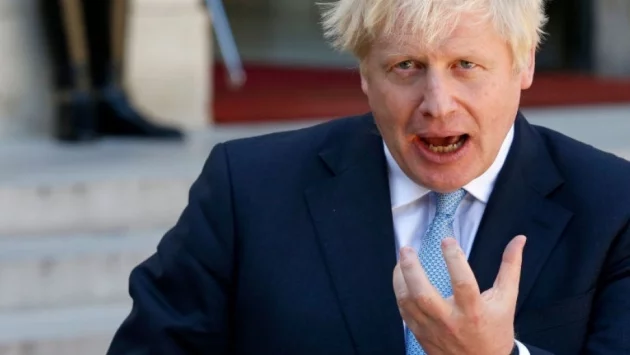 Десетки хиляди протестират срещу намеренията на Джонсън да спре заседанията на парламента