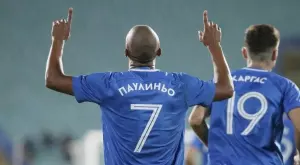 {{ otherArticle[0].article.title }}