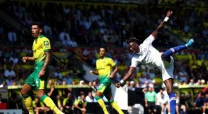 {{ otherArticle[0].article.title }}