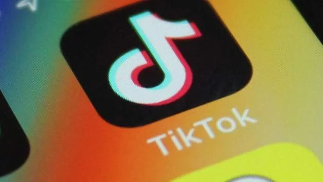 Нова функция на TikTok позволява на потребителите да пазаруват директно от приложението