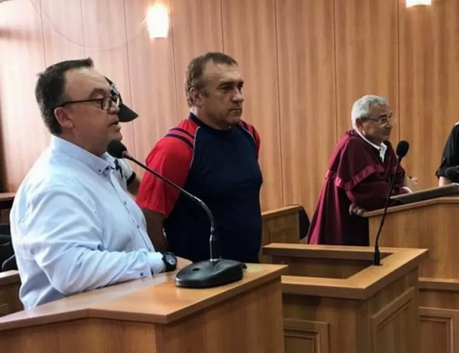 Иван Воденичарски, държал 5 кг наркотици в габровското село Гергини, застана пред съда в Пловдив